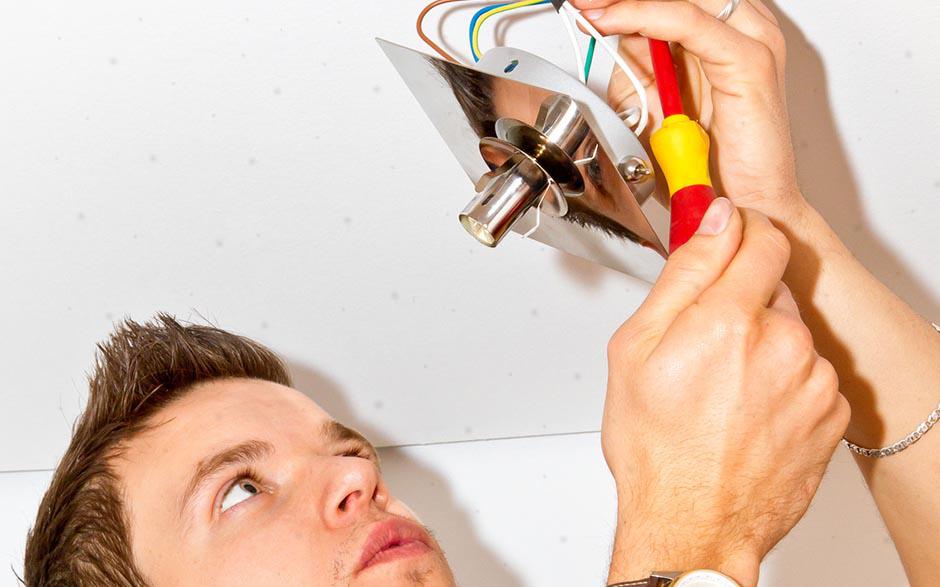 je recherche un électricien Saint-Mandé